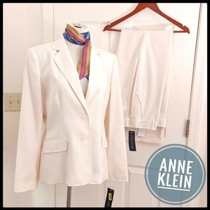 Anne Klein  2-piece Suit